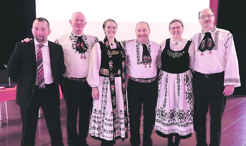 Der neue Vorstand der HOG Groprobstdorf e.V., ...
