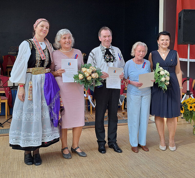 Ehrungen beim Heimattag in Isernhagen: Petra ...