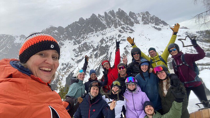 Gemeinsames Skifahren im Hochkeilgebiet. Foto: ...