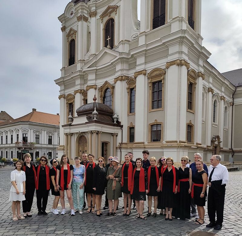 Der Honigberger Kirchenvchor auf dem Domplatz in ...
