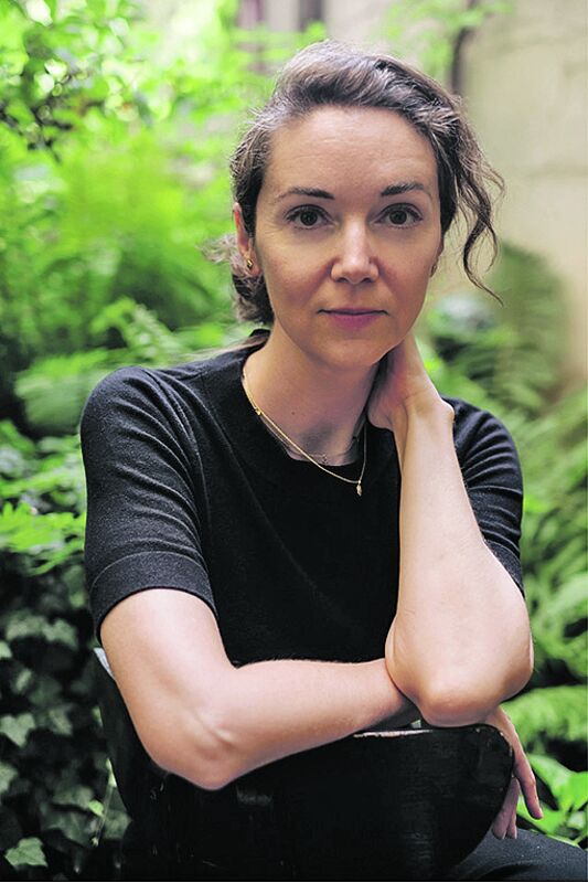 Iris Wolff. Foto: Maximilian Gdecke ...