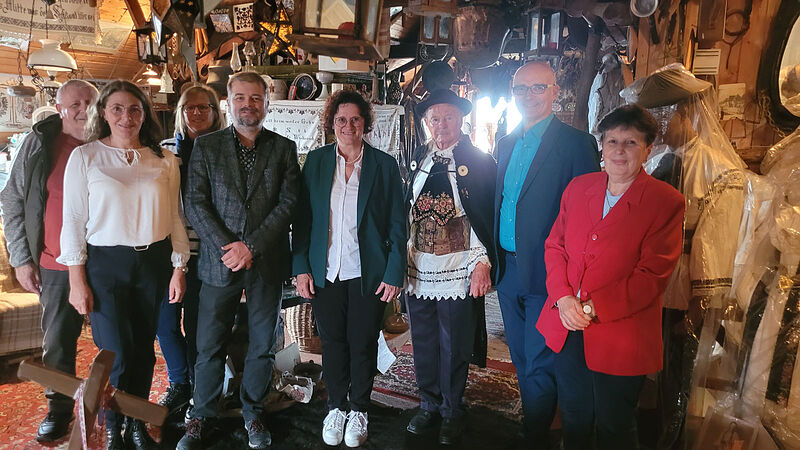 Besuch im „Siebenbürger Bauernmuseum“ in ...