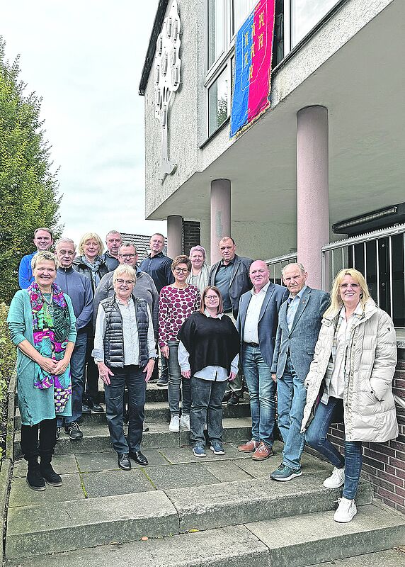 Mitglieder des Landesvorstands und der ...