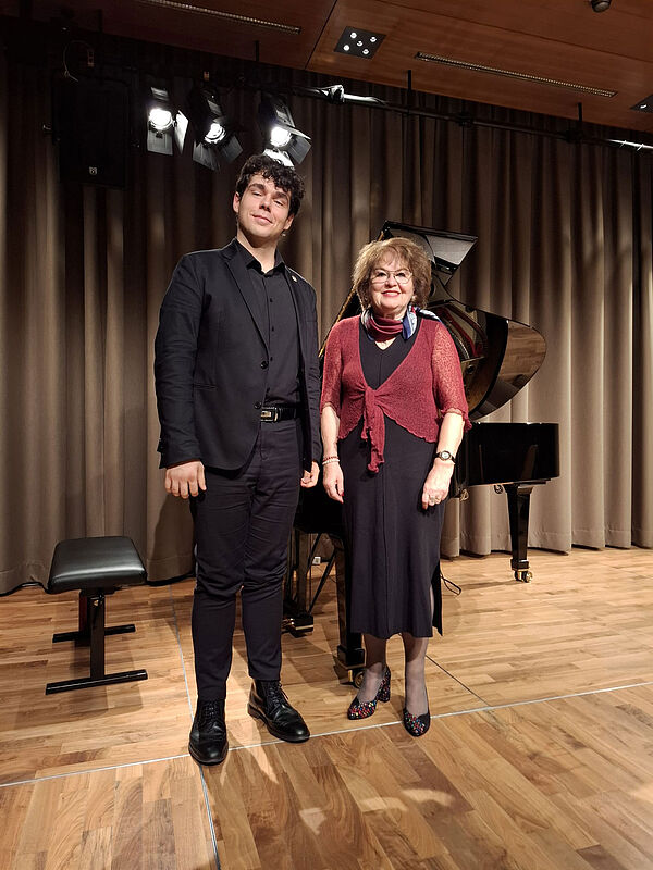 Applaus fr Dagmar Dusil und Benjamin Gotthard. ...