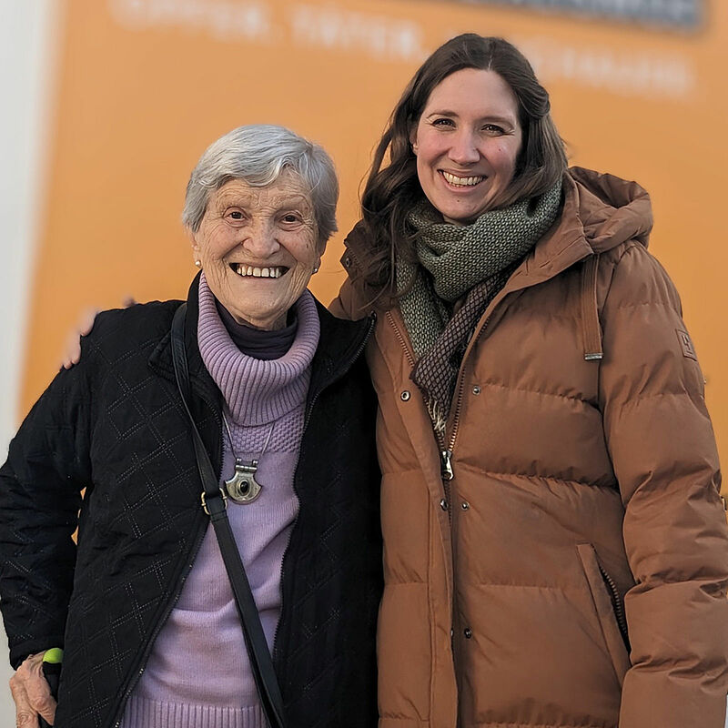 Isolde Fauser und Mirjam Hees: Bei Erffnung der ...