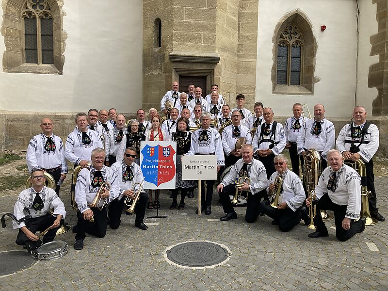 „Projektkapelle Martin Thies“ vor der ...