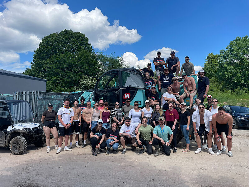 Zeltplatzhelfer beim Gruppenbild. Foto: RK ...