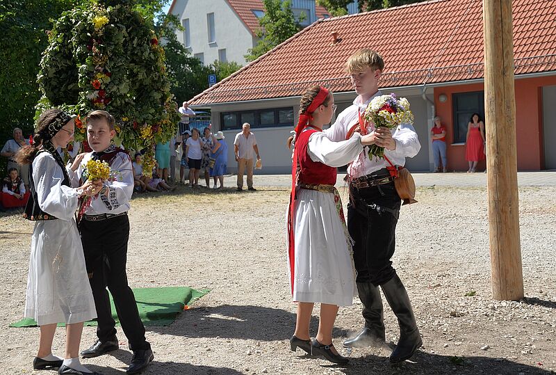Jonas Meindt mit Leonie Konradt und Jonas Mehl ...