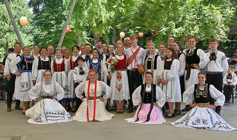 Die Jugendtanzgruppe Herzogenaurach und die ...