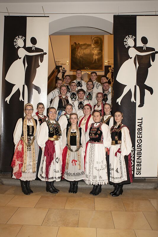 Show-Act beim Groen Siebenbrgerball war die ...