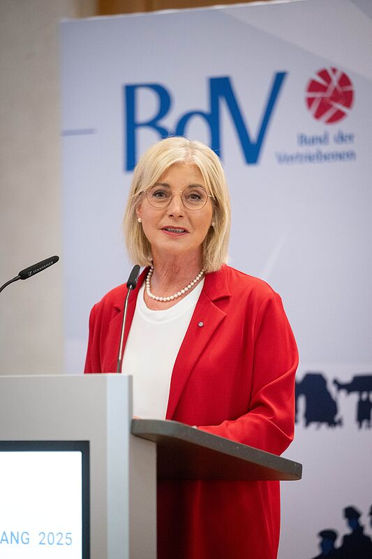 Die bayerische Staatsministerin fr Familie, ...