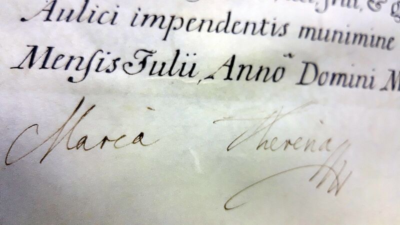 Unterschrift Maria Theresias auf der ...