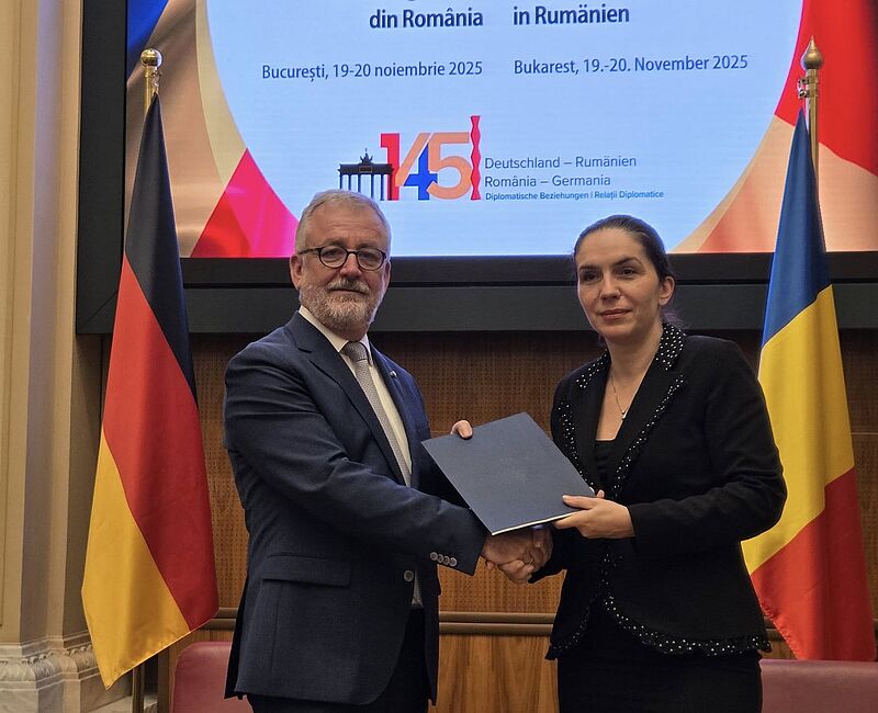 Bundesaussiedlerbeauftragter Dr. Bernd Fabritius ...