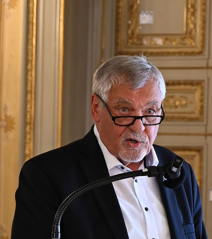 Siegbert Ortmann ...