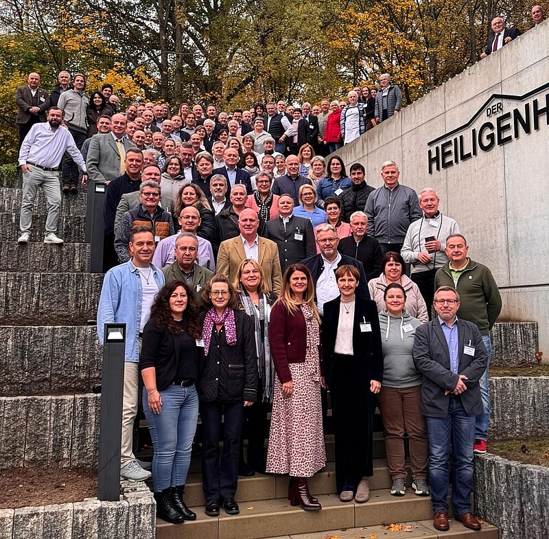 Gruppenbild mit den Teilnehmern der HOG ...