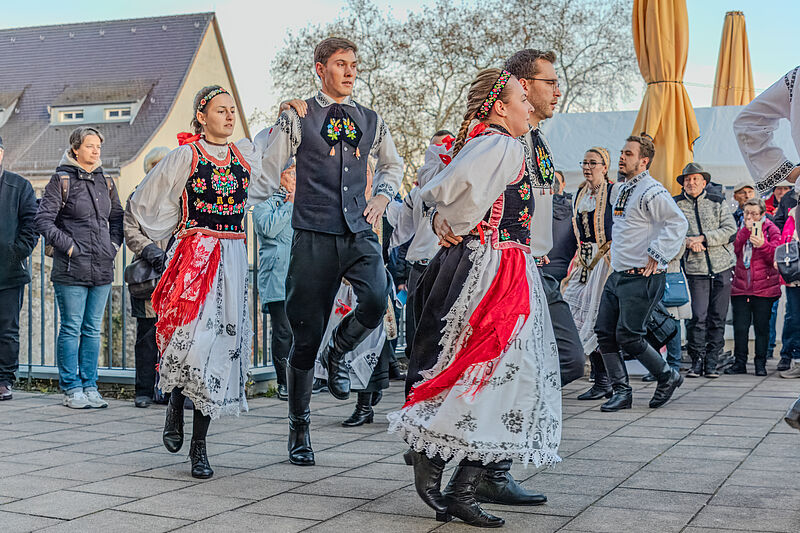 Beschwingter Auftritt der Jugendtanzgruppe ...