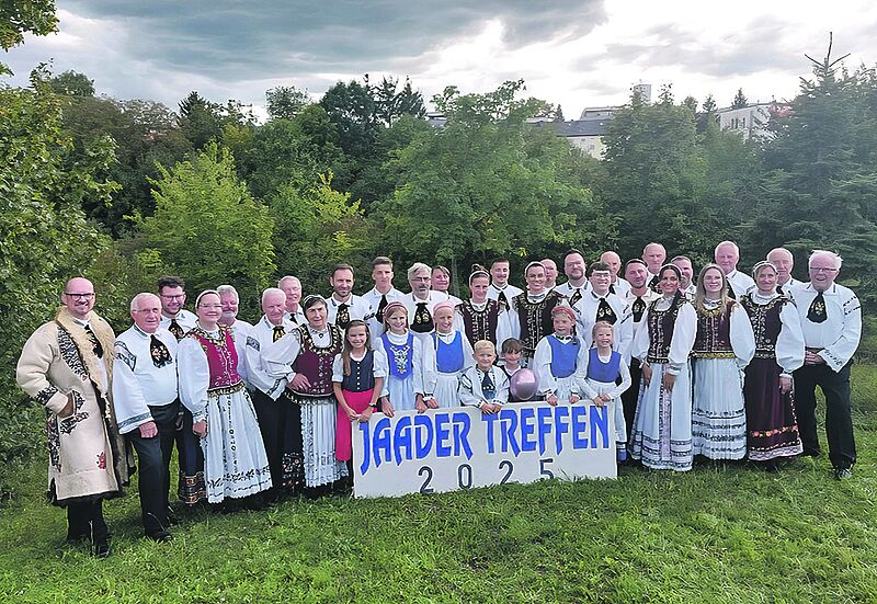 Trachtentrger beim 20. Jaader Treffen. Foto: ...