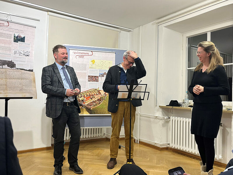 Bei der Erffnung der Andreanum-Ausstellung in ...