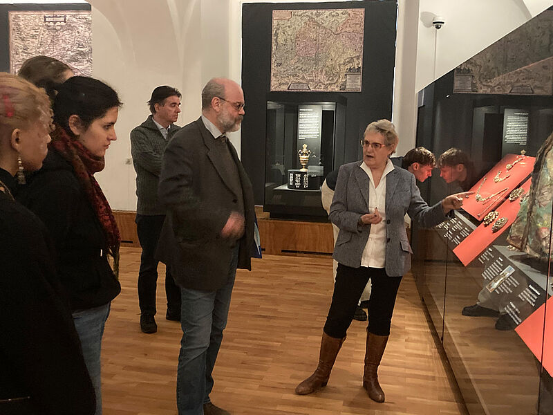 In der Schatzkammer des Siebenbrgischen Museums: ...