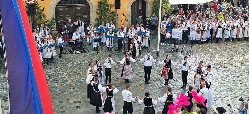 Die Edelweiss-Challenge live vor der Schranne. ...