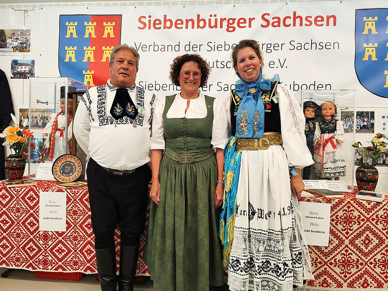 Nach der offiziellen Erffnung der Ostbayernschau ...