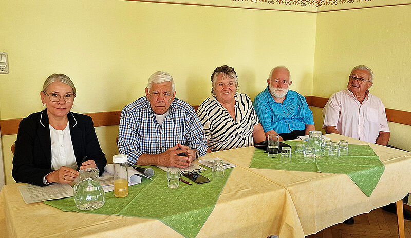 Vorstandsmitglieder des Hilfsvereins „Stephan ...