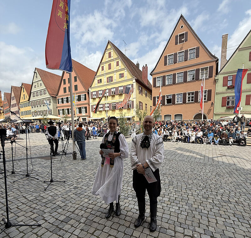Aus Tradition und Liebe zum Tanz ...