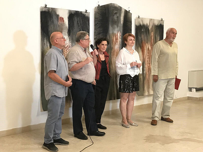 Ausstellungserffnung in Bukarest, von links: ...