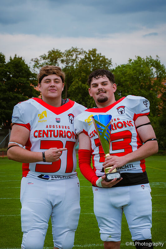 American Football: Tobias Martini (links) und Jan ...
