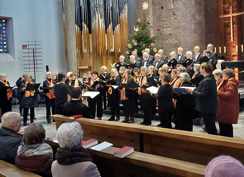 Maria Braun dirigiert die Siebenb�rgische ...