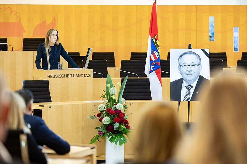 Landtagspr�sidentin Astrid Wallmann begr��te beim ...