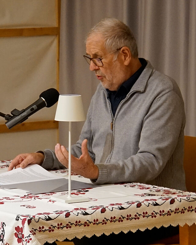 Ehrenbundesobmann Pfr. i.R. Volker Petri beim ...