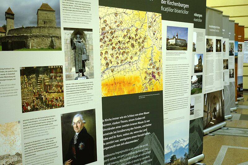 Blick in die Wanderausstellung ...