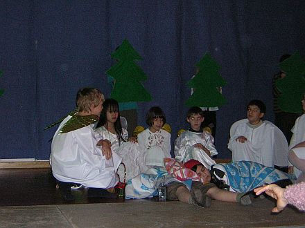 Das Singspiel "Hnsel und Gretel" wurde bei der Adventsfeier in Berlin aufgefhrt. Foto: Jrg Apel