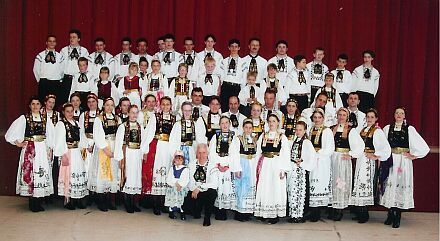 Viele siebenbrgisch-schsische Trachtentrger gestalteten die Jubilumsfeier in Biberach.