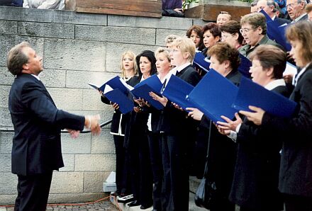 Kleinschelker Chor unter Leitung von Andreas Sthler. Foto: Frank Schartner