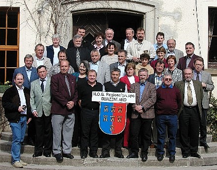 Die Teilnehmer der Burzenländer Arbeitstagung 2003 in Neuhaus bei Crailsheim.