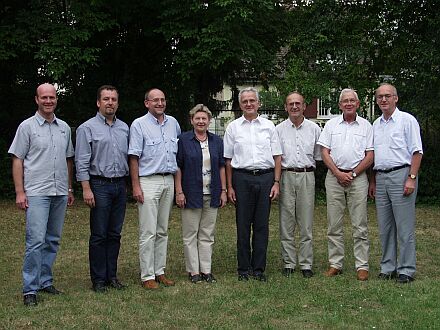 Bereiteten den Verbandstag in Mannheim vor, von links nach rechts: Rainer Lehni, Bernd Fabritius, Erhard Graeff, Enni Janesch, Volker Drr, Hans-Werner Schuster, Horst Fleischer als Gast und Alfred Mrass. Foto: Siegbert Bruss