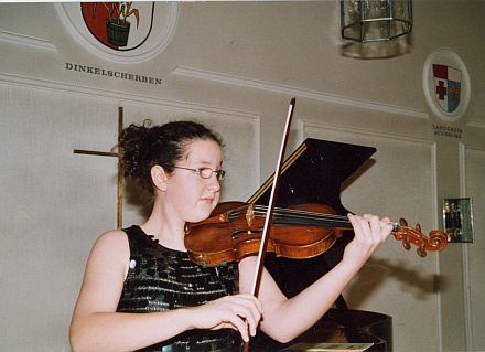Hoch talentiert und zielstrebig: Auf ihrer Violine spielt Sarah Christian bevorzugt Werke von Wieniawski, Beethoven und Mozart.