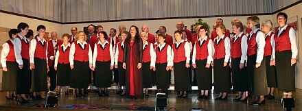 Honterus-Chor, Drabenderhhe Dirigentin: Regine Melzer. Foto: Christian Melzer