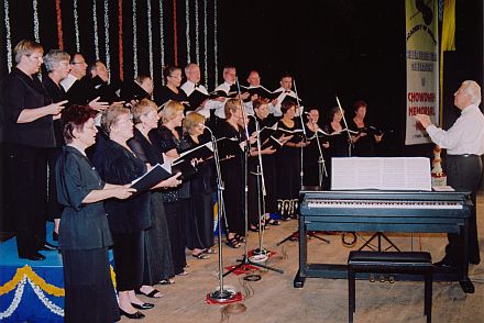 Der Bach-Chor Darmstadt beim Konzert in der Chowdiah Memory Hall, Bangalore, Indien.