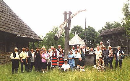 Siebenbrger Tanzgruppe und Schwbischer Albverein aus Schwbisch Gmnd besuchten gemeinsam Siebenbrgen und die Maramuresch.