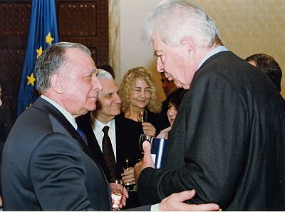 Prsident Ion Iliescu im Gesprch mit Hans-Christian Habermann. Foto: Valeriu Pana