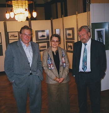 Grndungsversammlung auf Schloss Horneck (von links nach rechts): Prof. Peter Jakobi, Irmgard Sedler, Rolf-Dieter Happe.