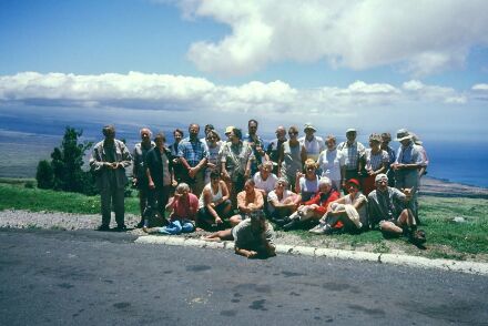 Die Reisegruppe der Kreisgruppe Frstenfeldbruck auf Big Island (Hawaii). Aussicht von den Kohala Bergen auf die Kste und vorgelagerten Inseln. Foto: Claus Conradt