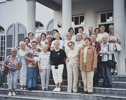 Heiligenhof in Bad Kissingen: Gruppenbild der Seminarteilnehmerinnen aus Hessen. Foto: Ursula Tobias