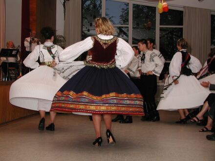 Transylvania Jugendtanzgruppe aus Kitchener (Kanada) begeisterte mit schwungvollen Tnzen. Foto: Christian Melzer