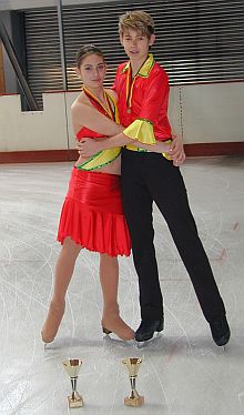 Erfolgreiches Eistanzpaar: Carolin Frenzel und Tobias Reisenauer vom TSV Schwaben Augsburg. Foto: Michael Reisenauer