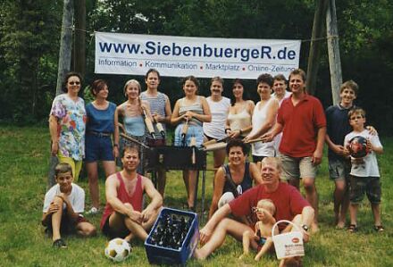 Grillfest(stimmung): Rosenheimer Jugend gruppiert sich unter dem Banner von SiebenbuergeR.de