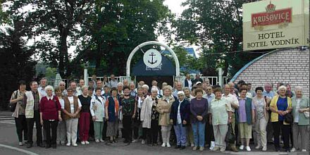 Gruppenbild der Teilnehmer an der Pragreise der Kreisgruppe Rosenheim.